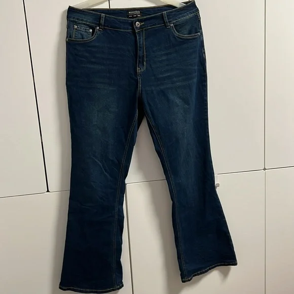 BloomChic Blue Flare Wide Leg Jeans - Picture 7 of 11